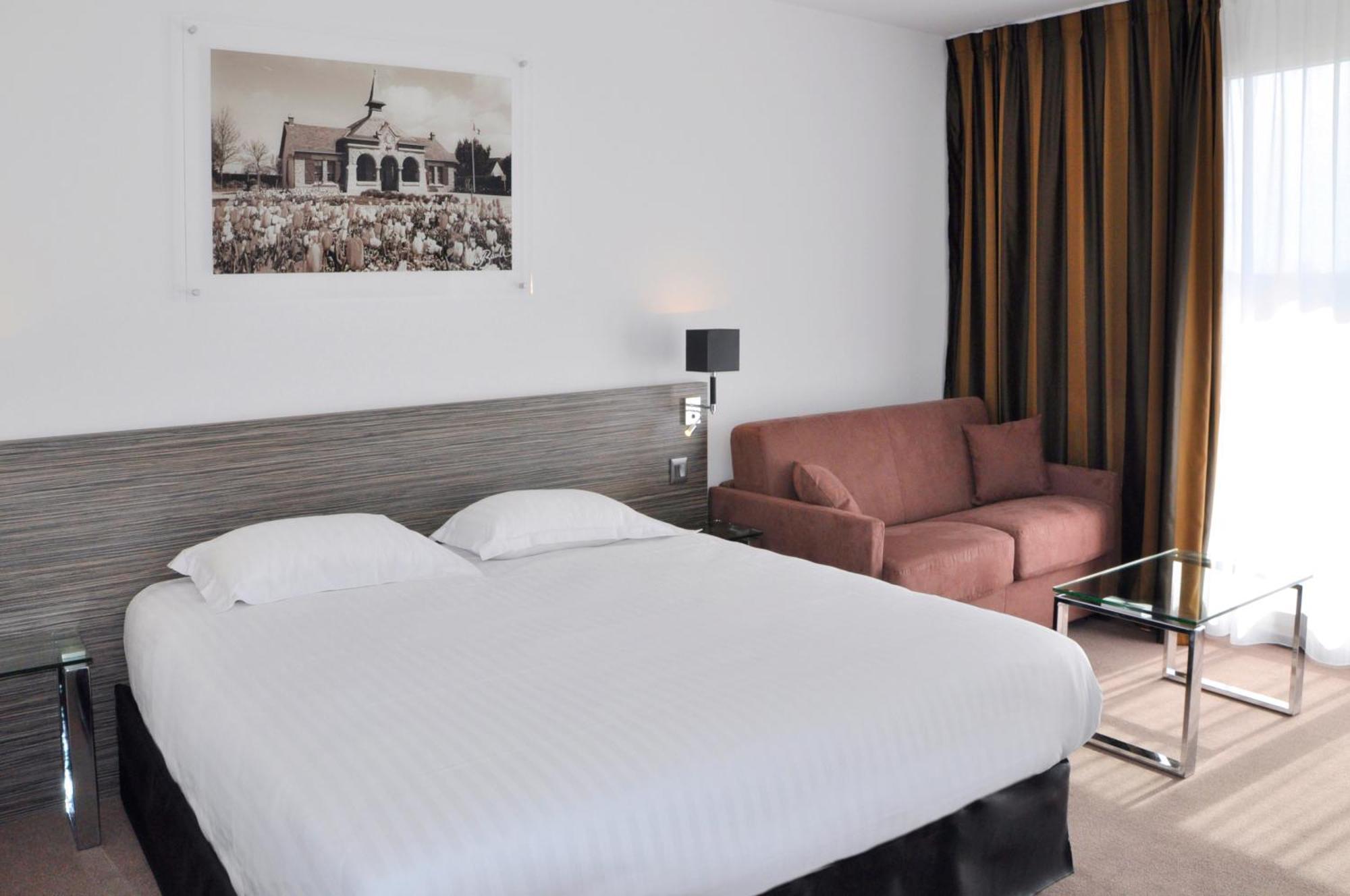 Golden Tulip La Baule Hotel ภายนอก รูปภาพ