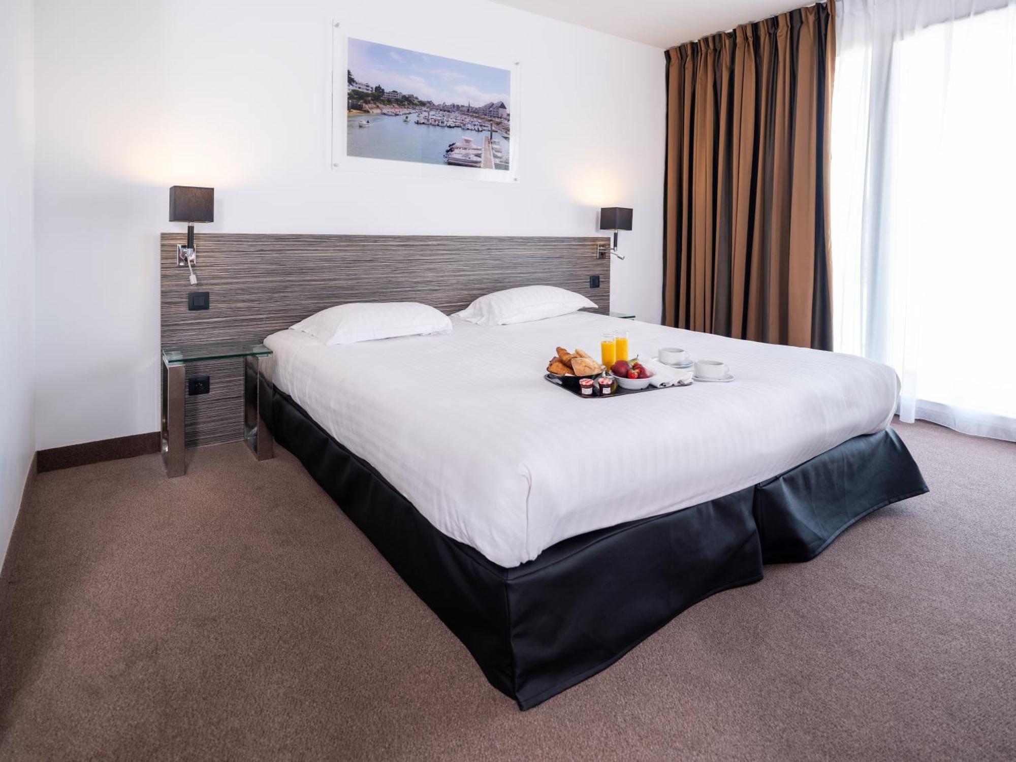 Golden Tulip La Baule Hotel ภายนอก รูปภาพ