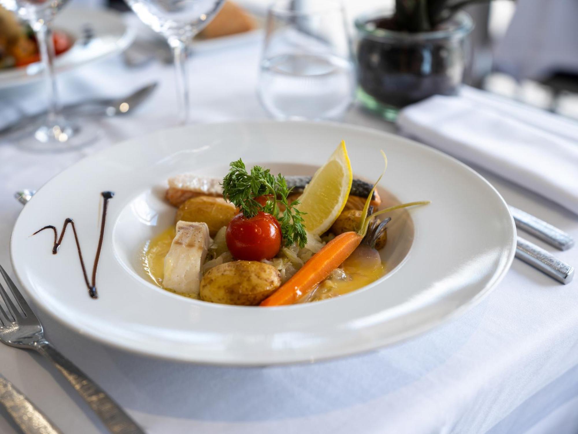 Golden Tulip La Baule Hotel ภายนอก รูปภาพ