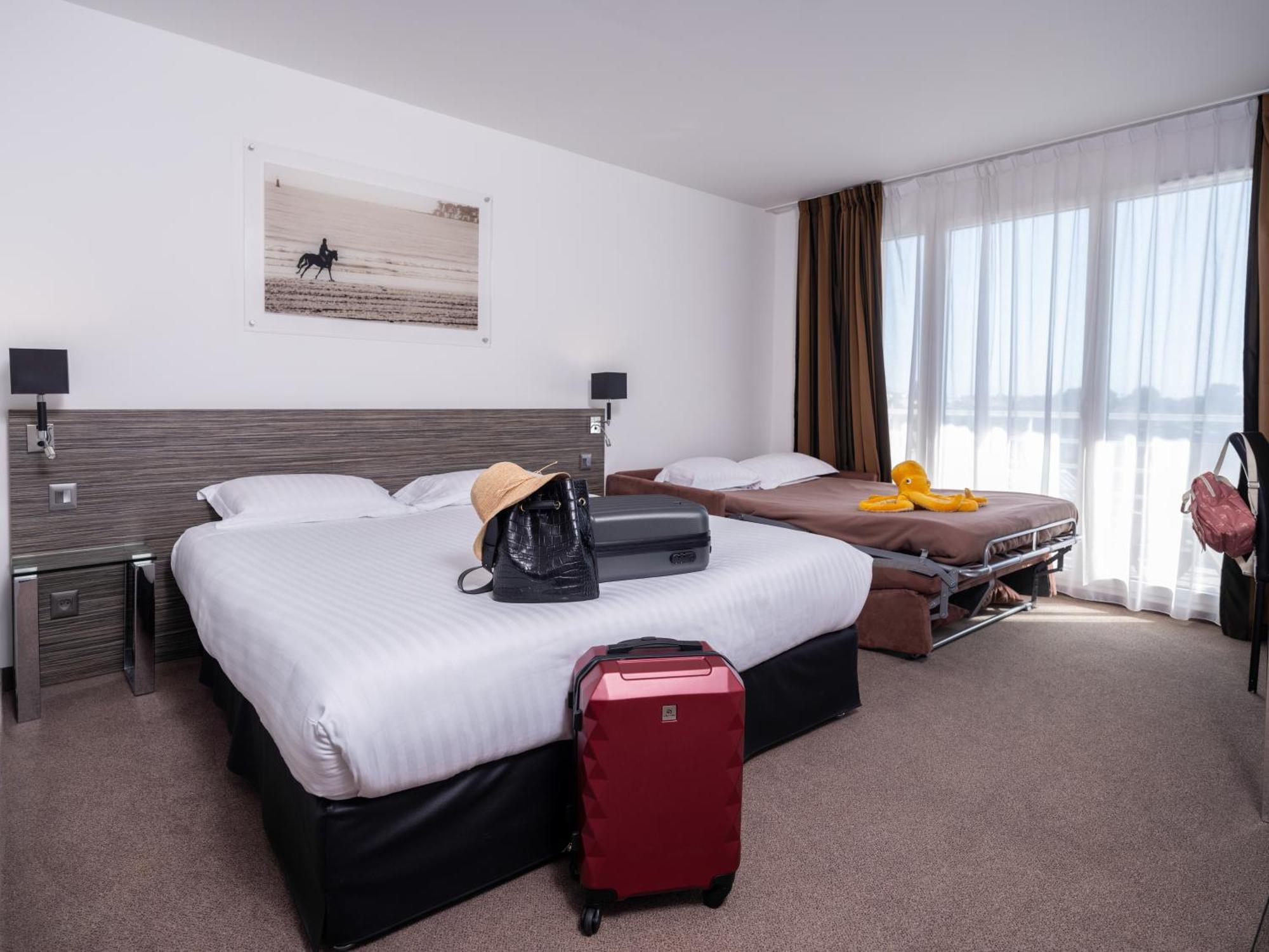 Golden Tulip La Baule Hotel ภายนอก รูปภาพ